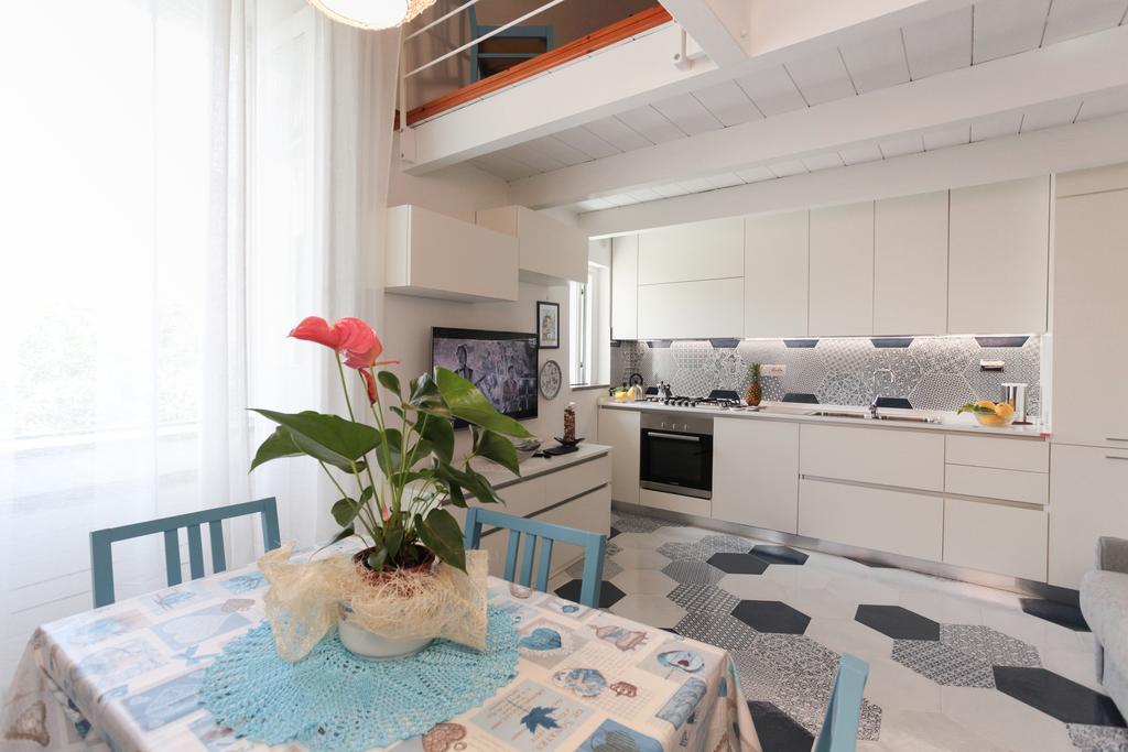 Villa Desy'S House à Minori Extérieur photo